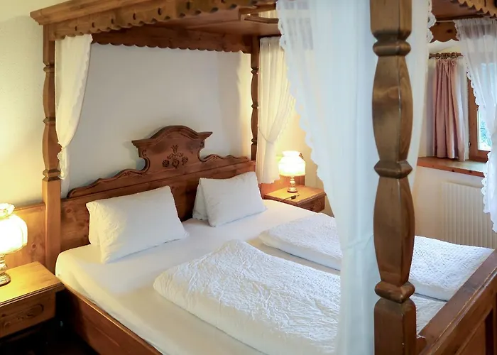 Burg Biedenegg Mit Schlosscafe By Interhome *