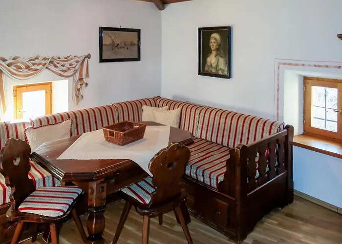 וילה Burg Biedenegg Mit Schlosscafe By Interhome *