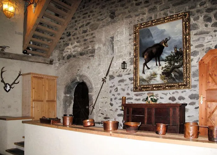 וילה Burg Biedenegg Mit Schlosscafe By Interhome *