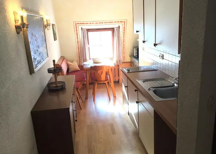 וילה Burg Biedenegg Mit Schlosscafe By Interhome