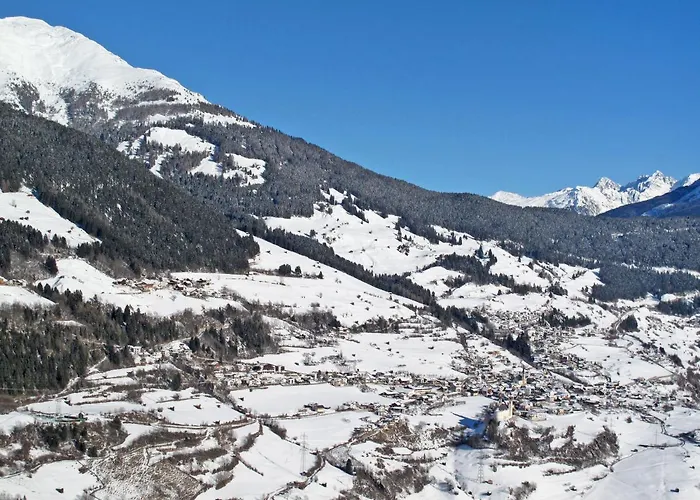 וילה Burg Biedenegg Mit Schlosscafe By Interhome *