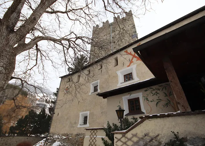 וילה Burg Biedenegg Mit Schlosscafe By Interhome *